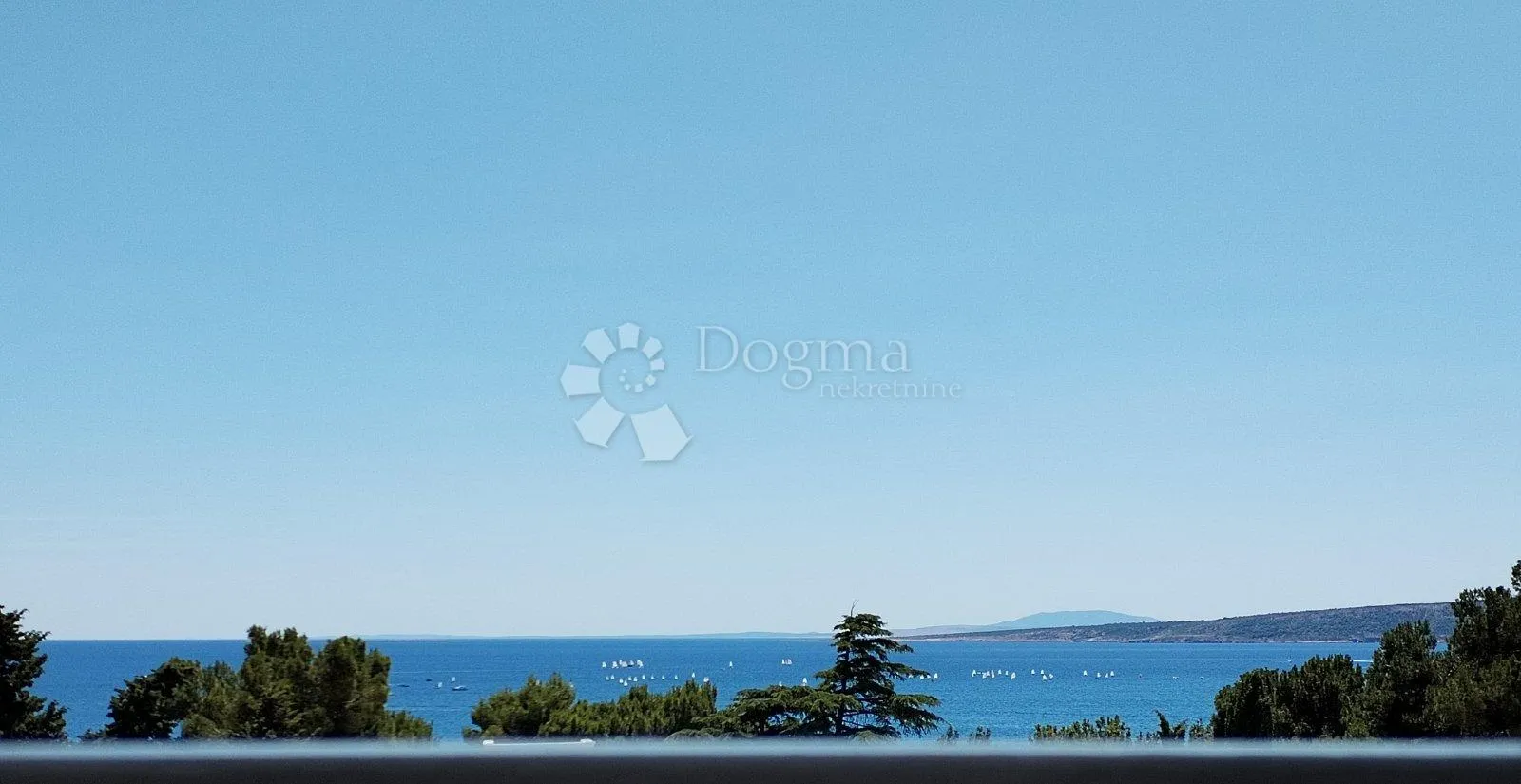 grad krk - atraktivan apartman sa panoramskim pogledom na more, svega 150 od mora - slika 2