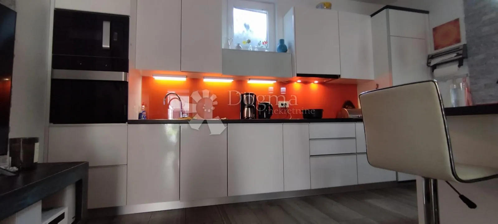 njivice apartman 150 m od mora - slika 4