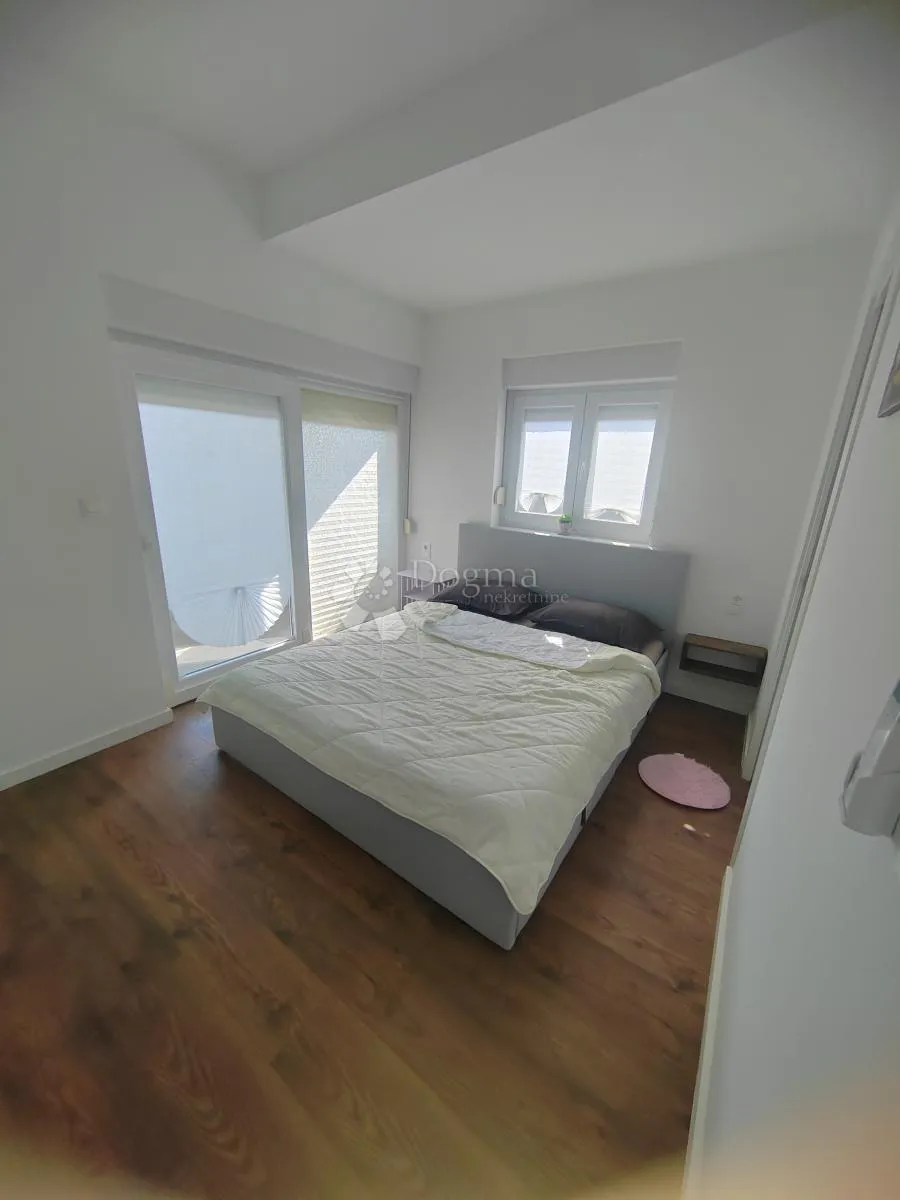 biograd na moru - stan s1 prizemlje kompletno namješten - slika 4