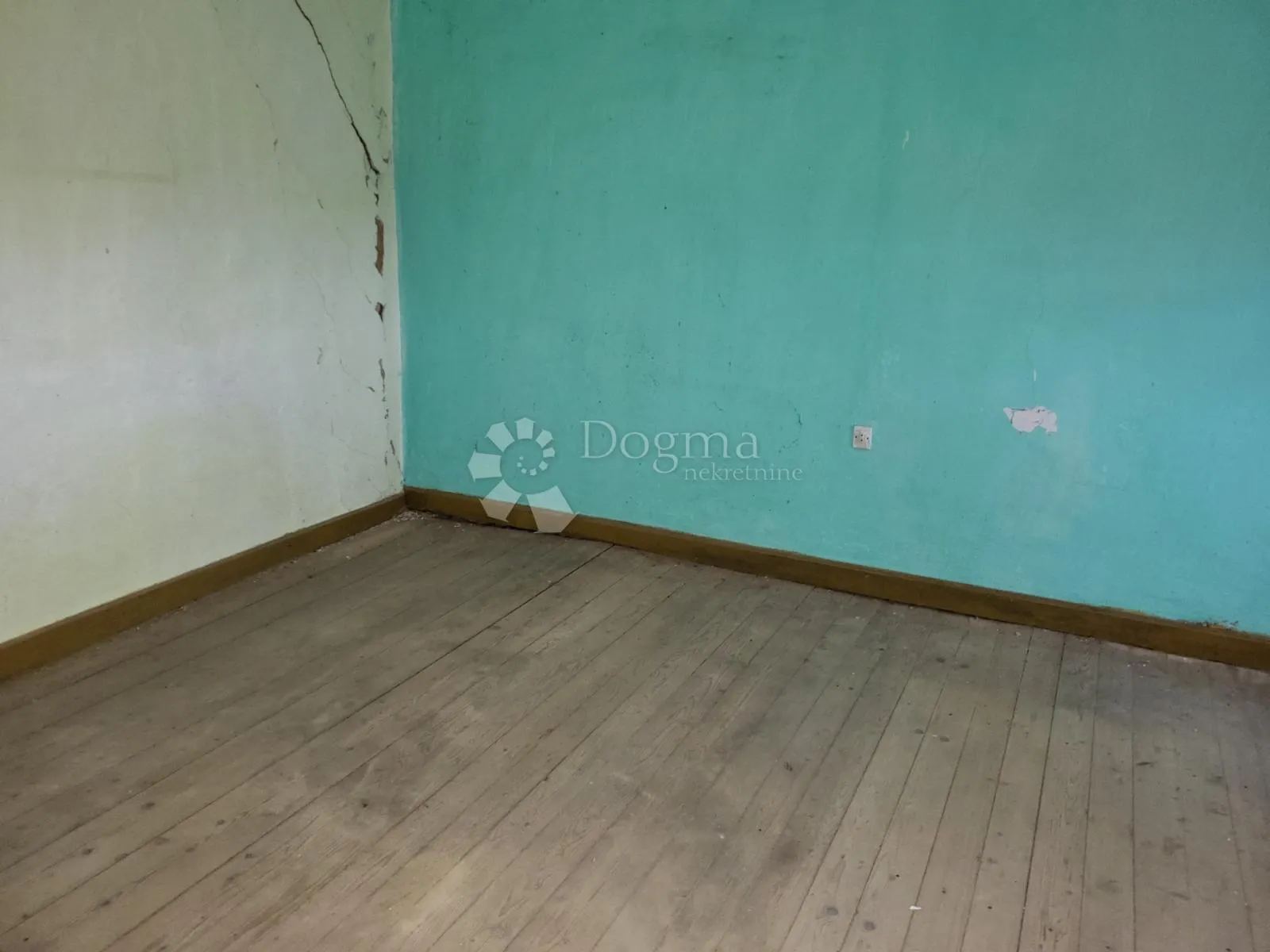 kamena kuća za uređenje sa pogledom na more - slika 11