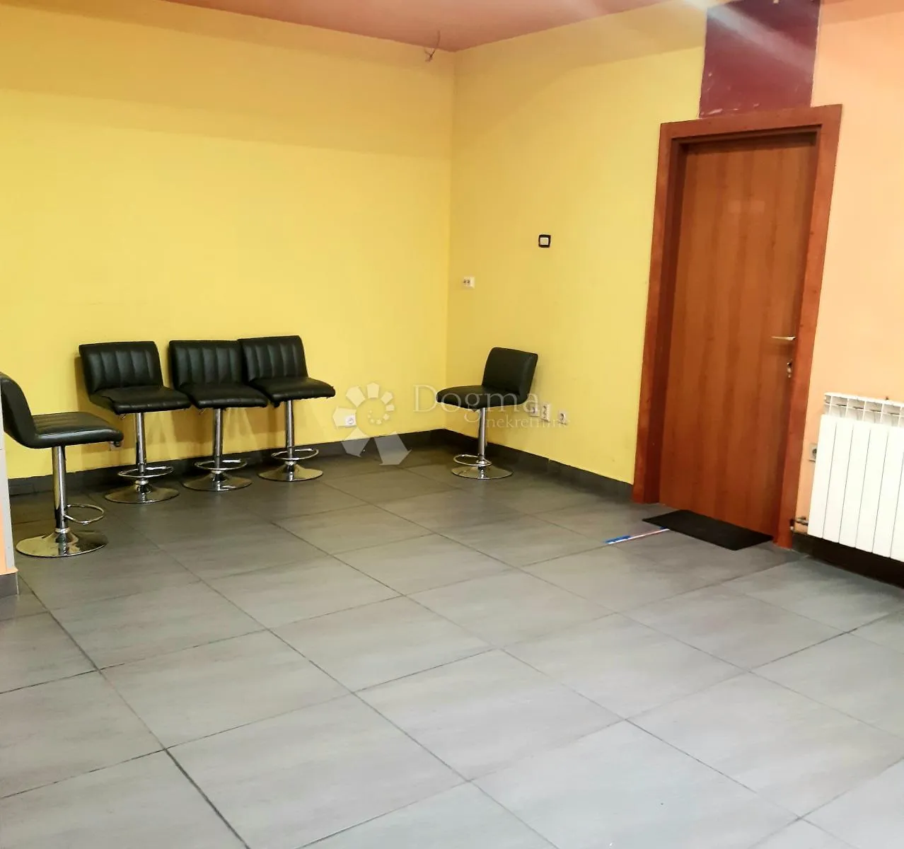 poslovni prostor u centru ogulina - slika 5