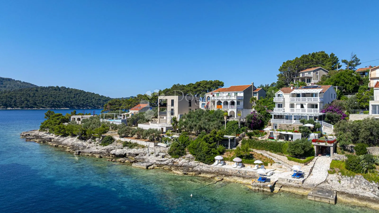 prvi red do mora: samoodrživa apartmanska vila s uhodanim poslovanjem – vela luka, korčula - slika 18