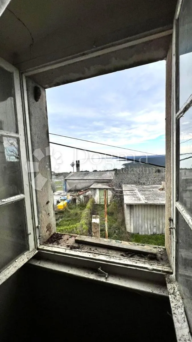 lijepa dvojna kuća za renovaciju s pogledom na more, okolica labina - slika 15