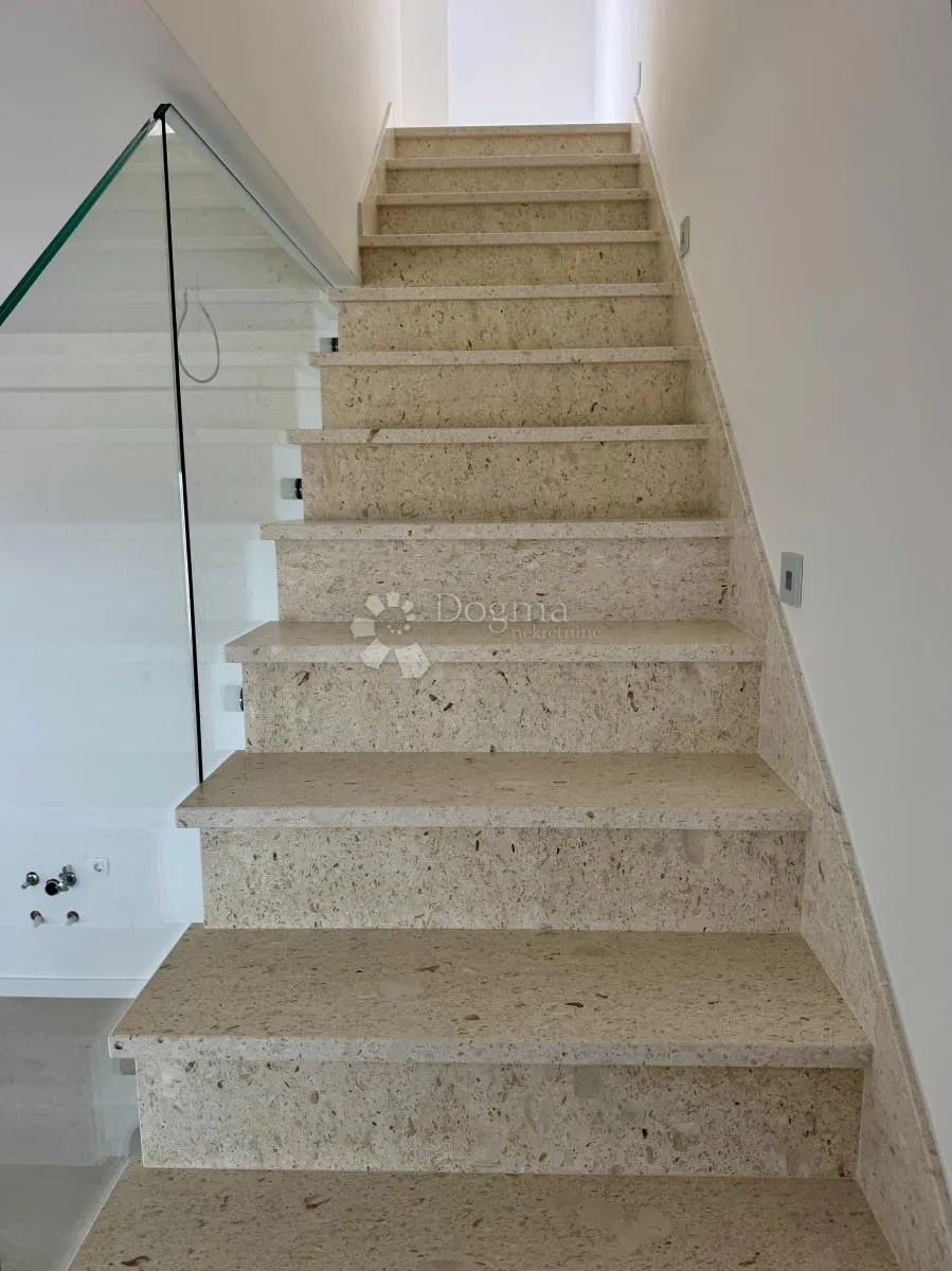 diklovac | penthouse s krovnom terasom, pogled na more - slika 26