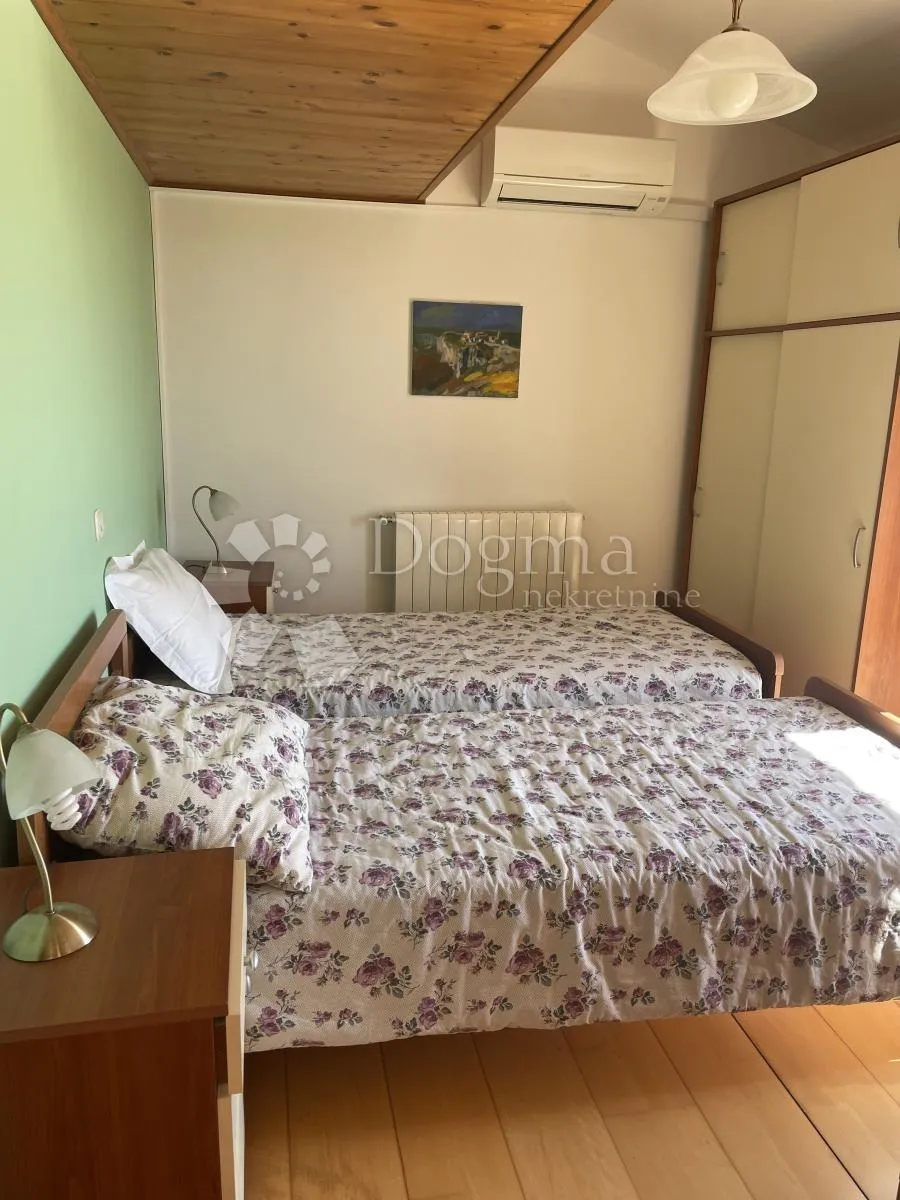 divna kuća u idiličnom istarskom selu - slika 19