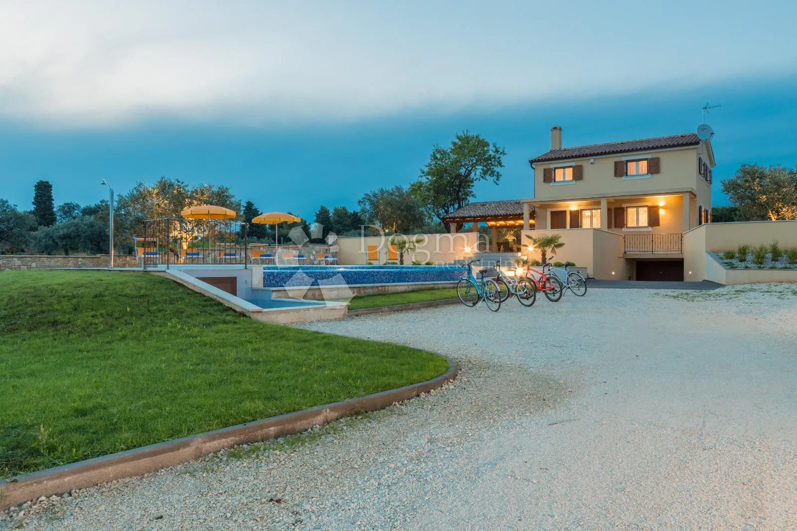 kuća sa pogledom na more, potpuna privatnost! 700 m od mora - slika 5