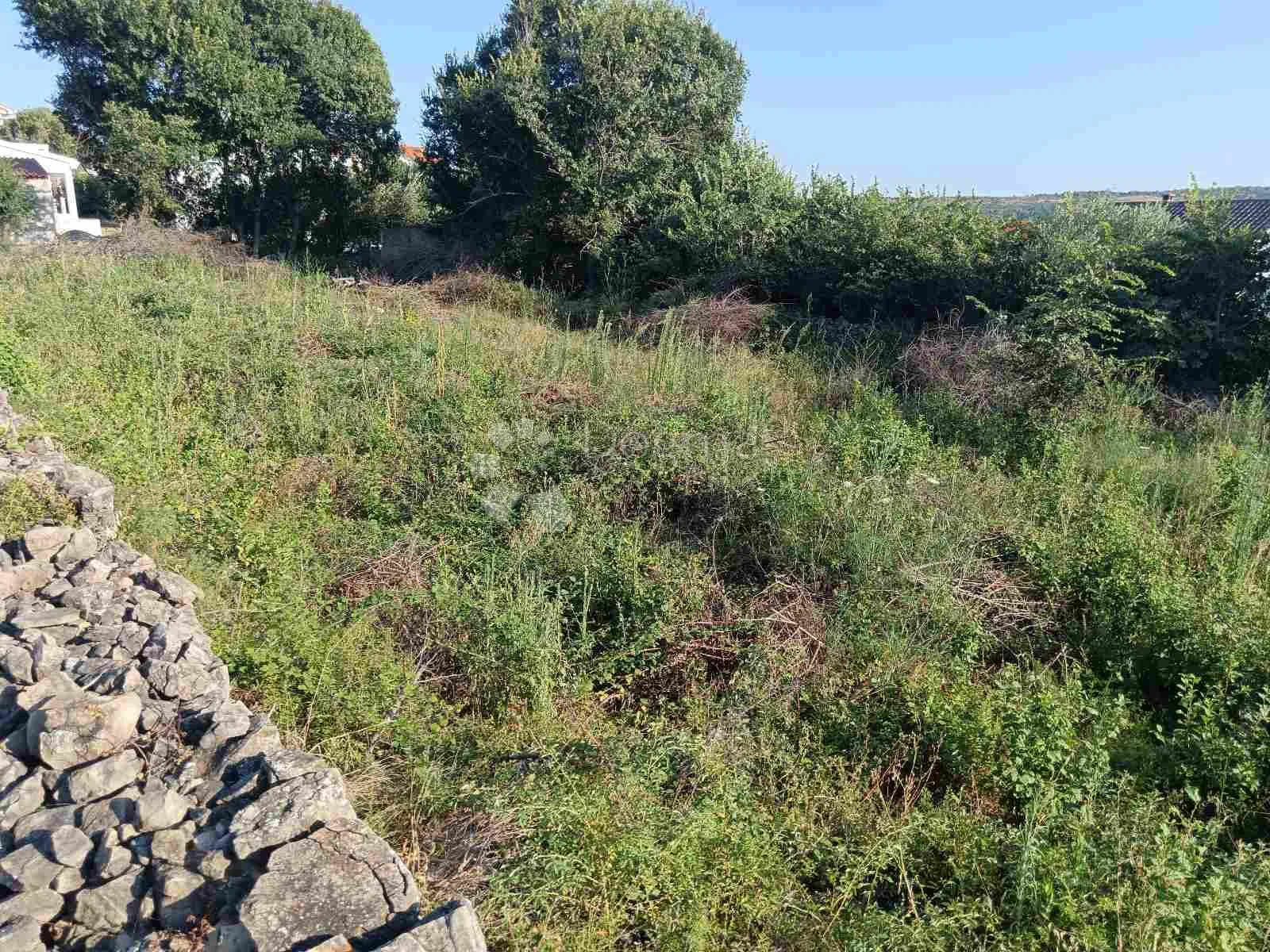rtina -građevinski teren, 250 m od mora - slika 2