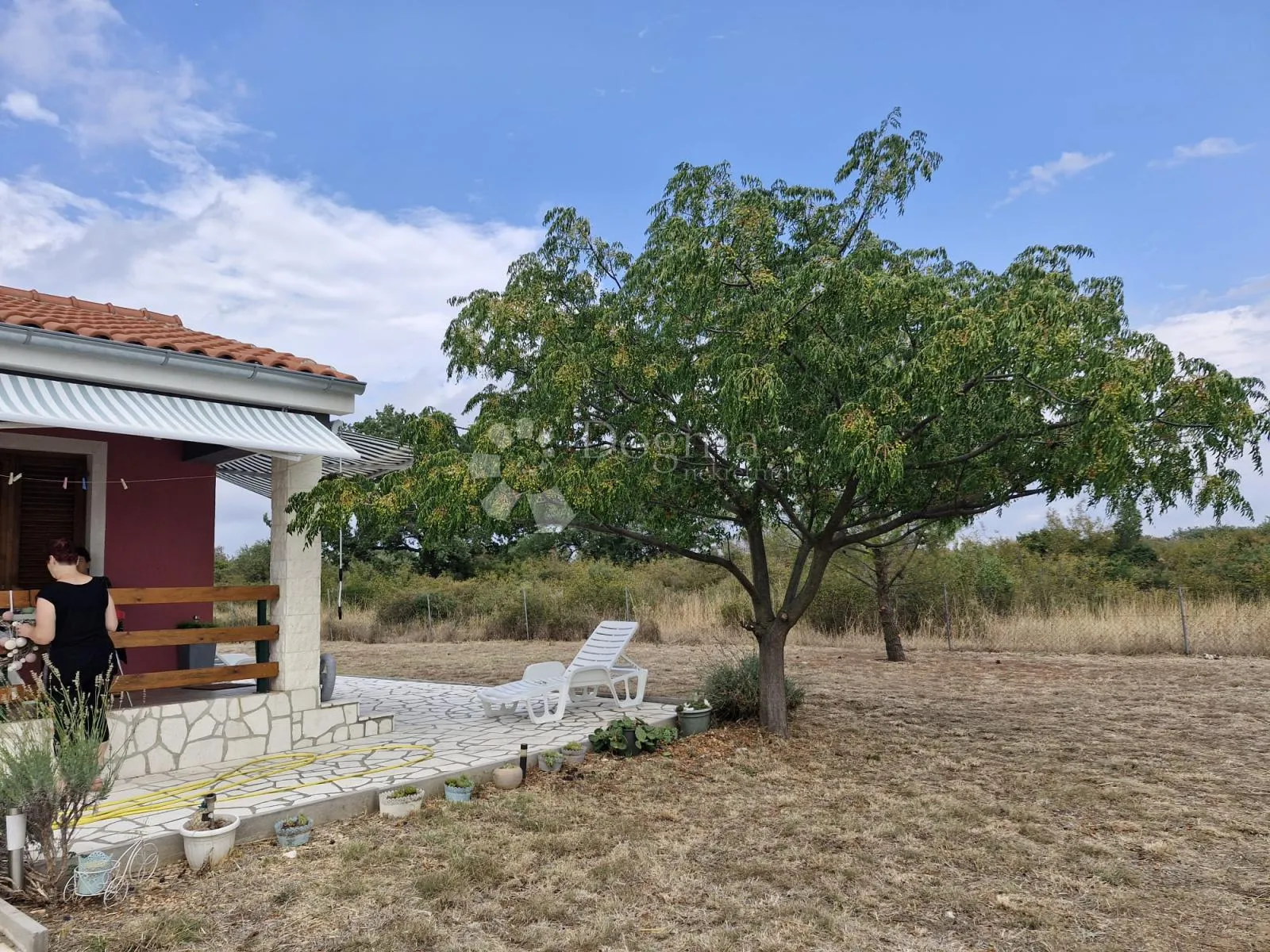 kućica za odmor - slika 3