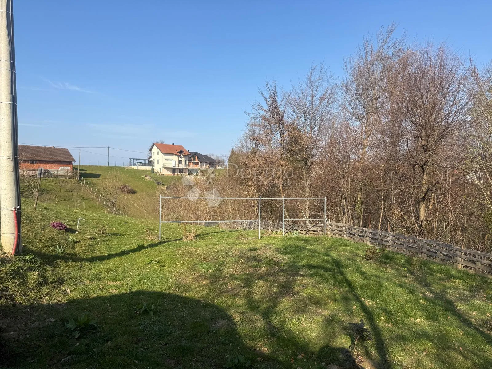 mir, priroda i 1245 m² za vaš dom - slika 8