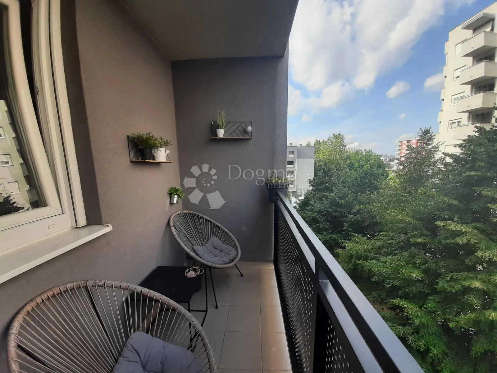 arena centar 5 min – 2-soban stan s lođom, 42 m² - slika 15