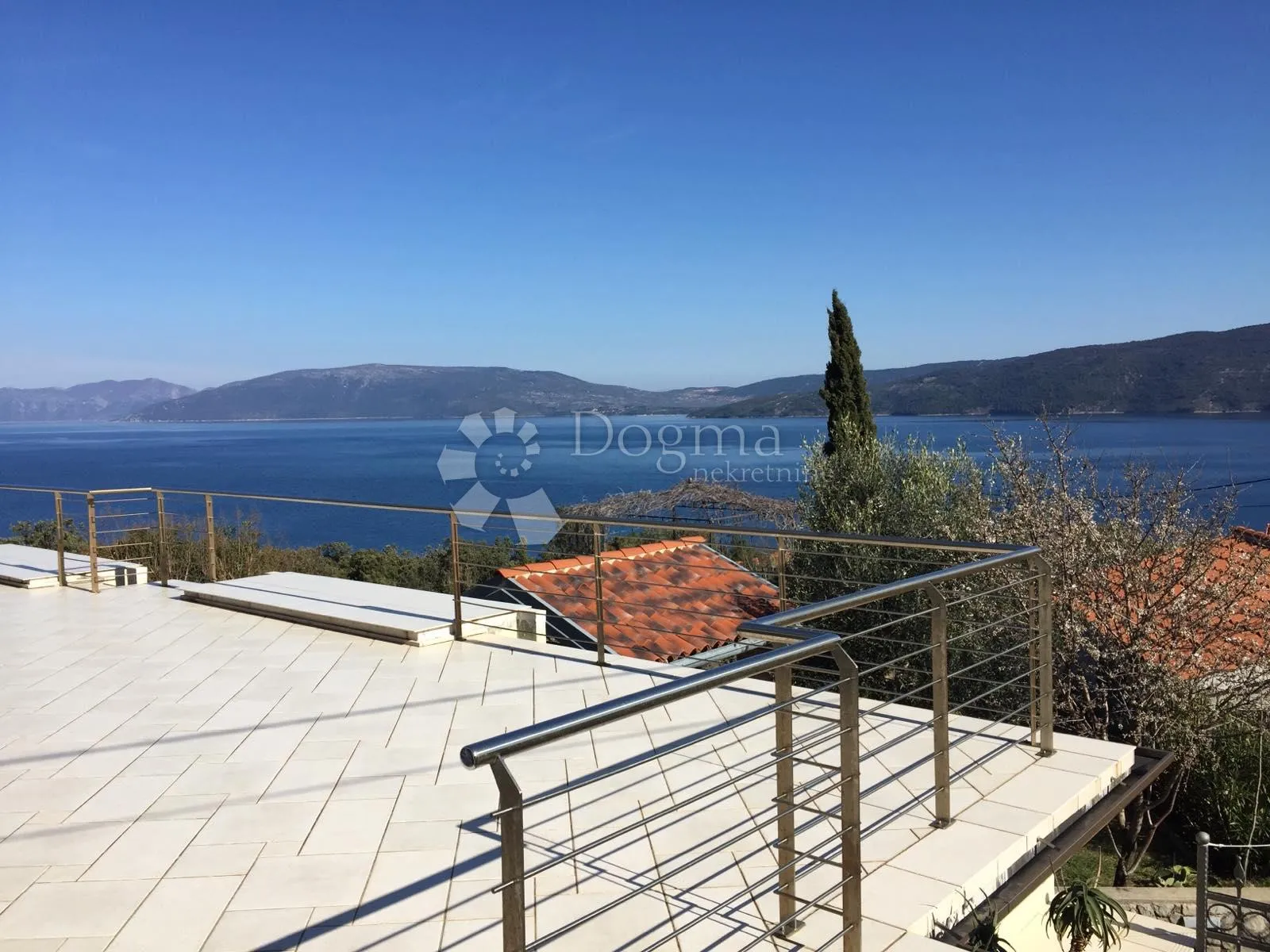 cres - prekrasna vila u mjestu valun - slika 13