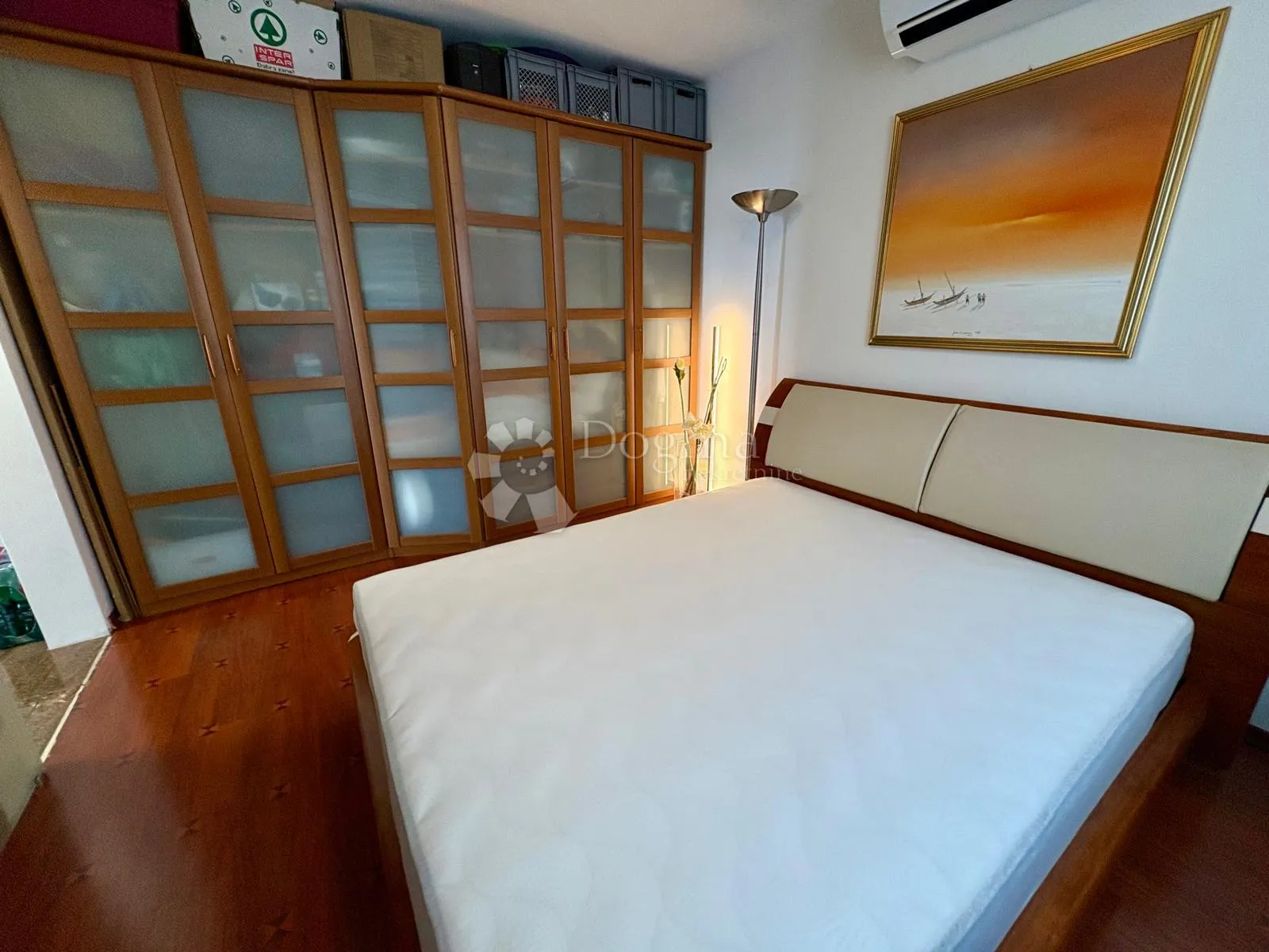 eskluzivan apartman, 70 m od mora sa panoramskim pogledom i vrtom - slika 28