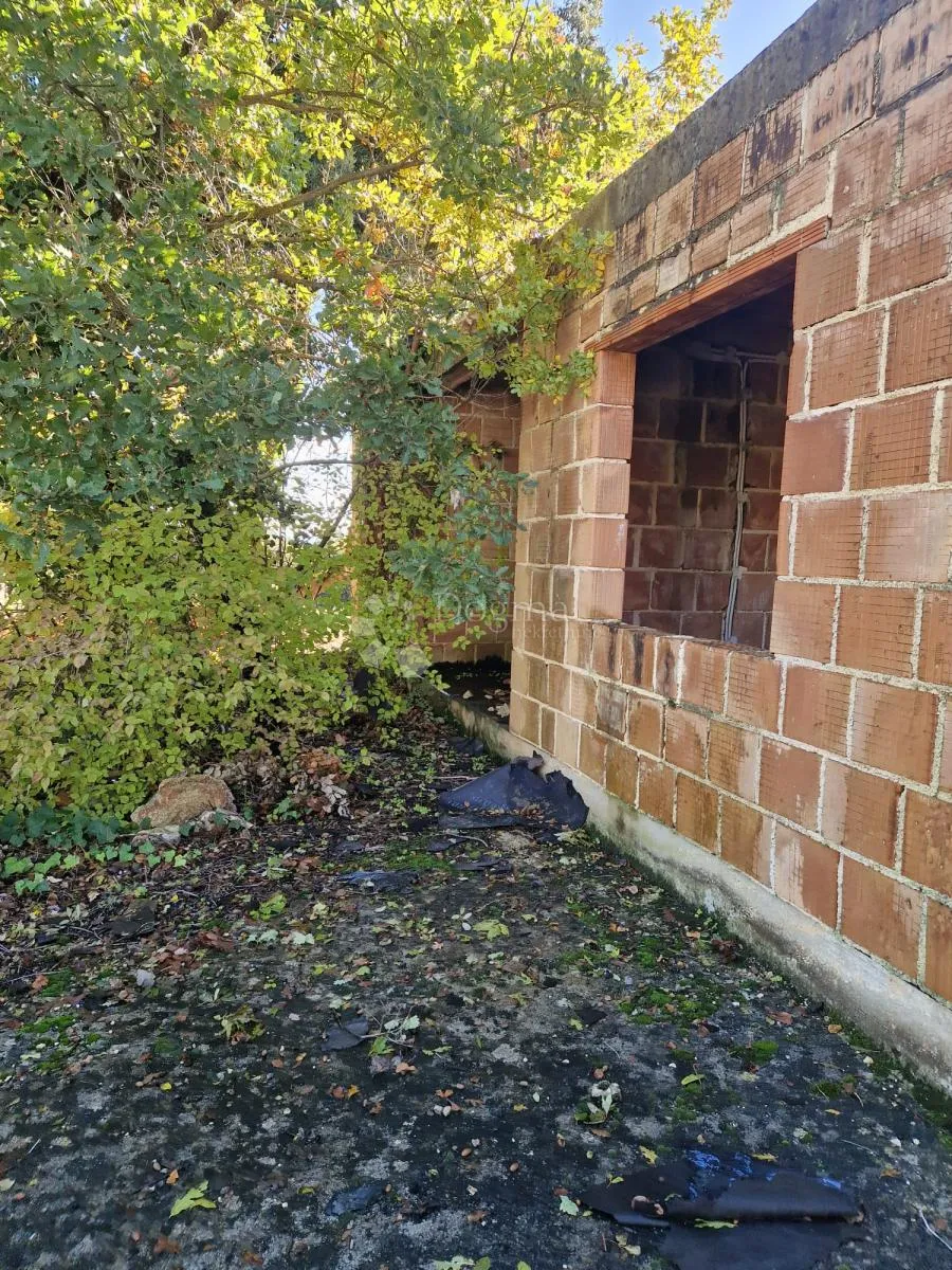 apartmanska kuća-započeta gradnja - slika 5
