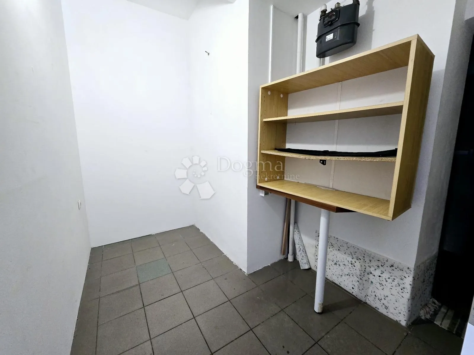 dubrava, frekventna lokacija, ukupno 135 m2 - slika 6