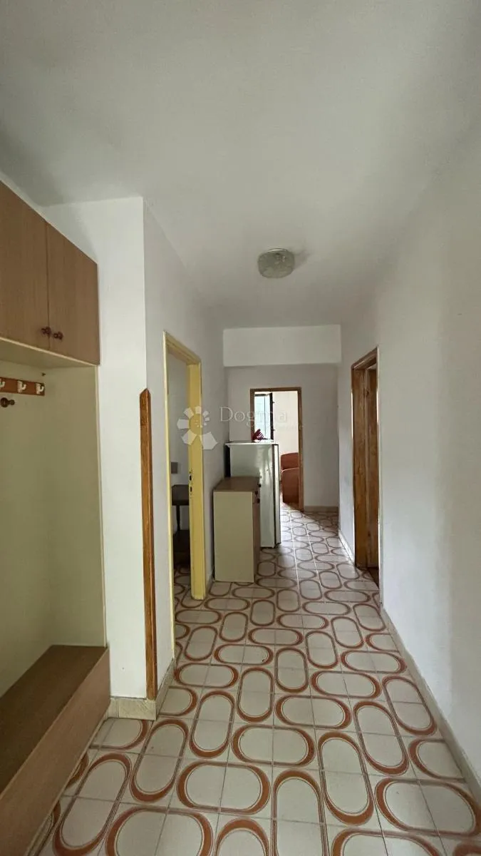kuća za renovaciju s terasom s koje nećete željeti otići! - slika 8