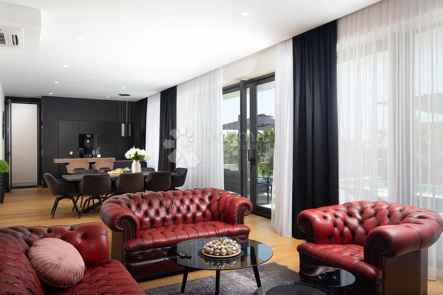 luksuz s infinity bazenom, wellnessom i pogledom na more! - slika 29