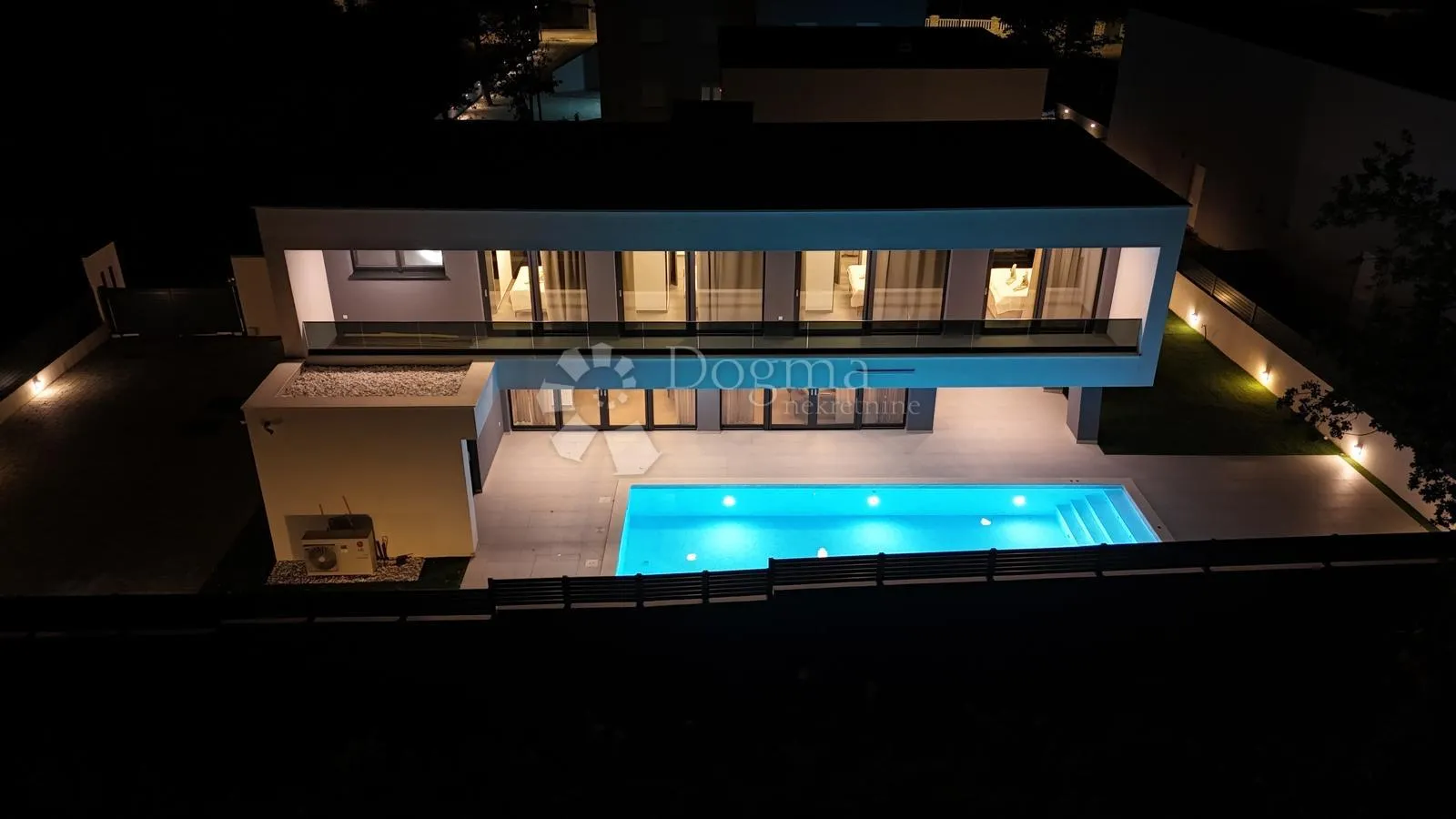 zadar zaton - moderna vila s grijanim bazenom u novogradnji! - slika 6