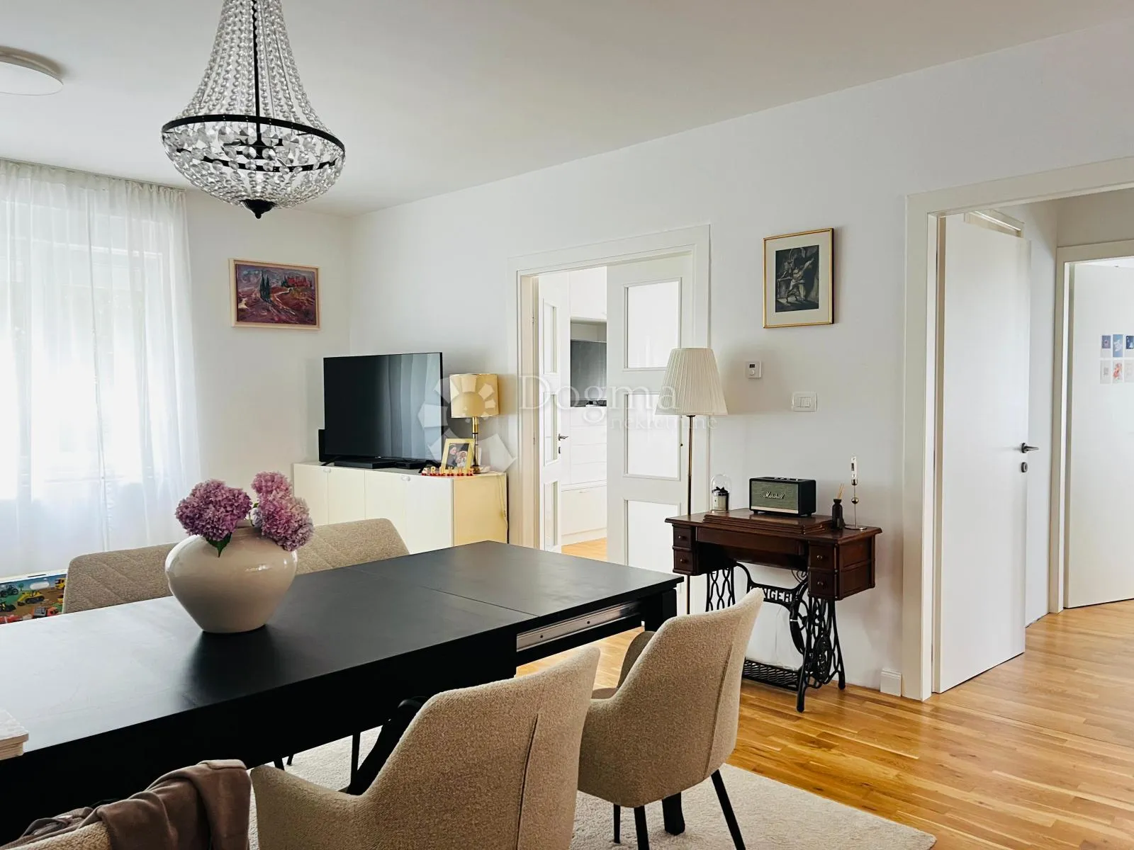 šalata, prilika, novoadaptirani trosobni stan, 100m2 nkp - slika 2