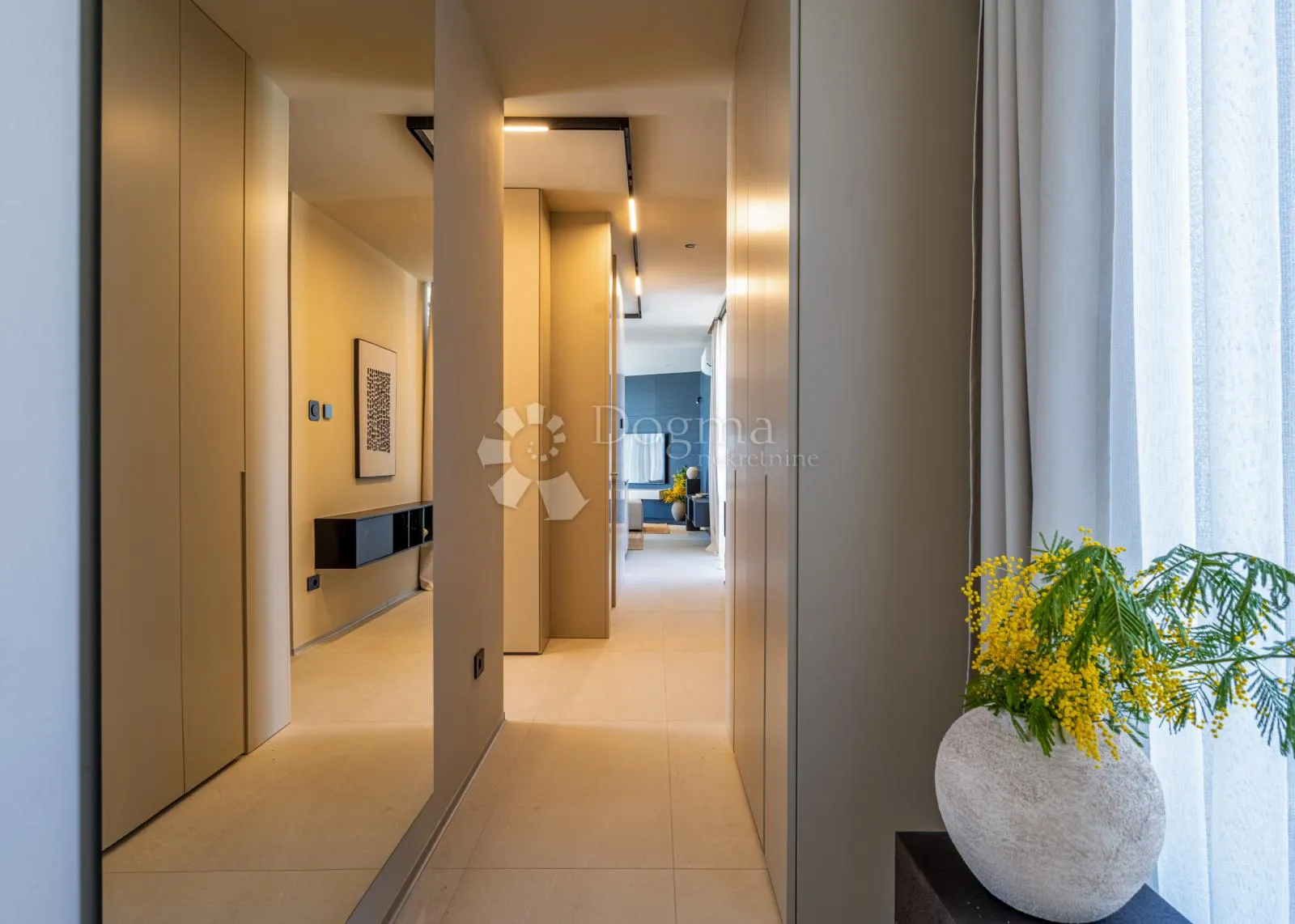 ekskluzivna smart home vila, kompletno opremljena, s otvorenim pogledom - slika 11