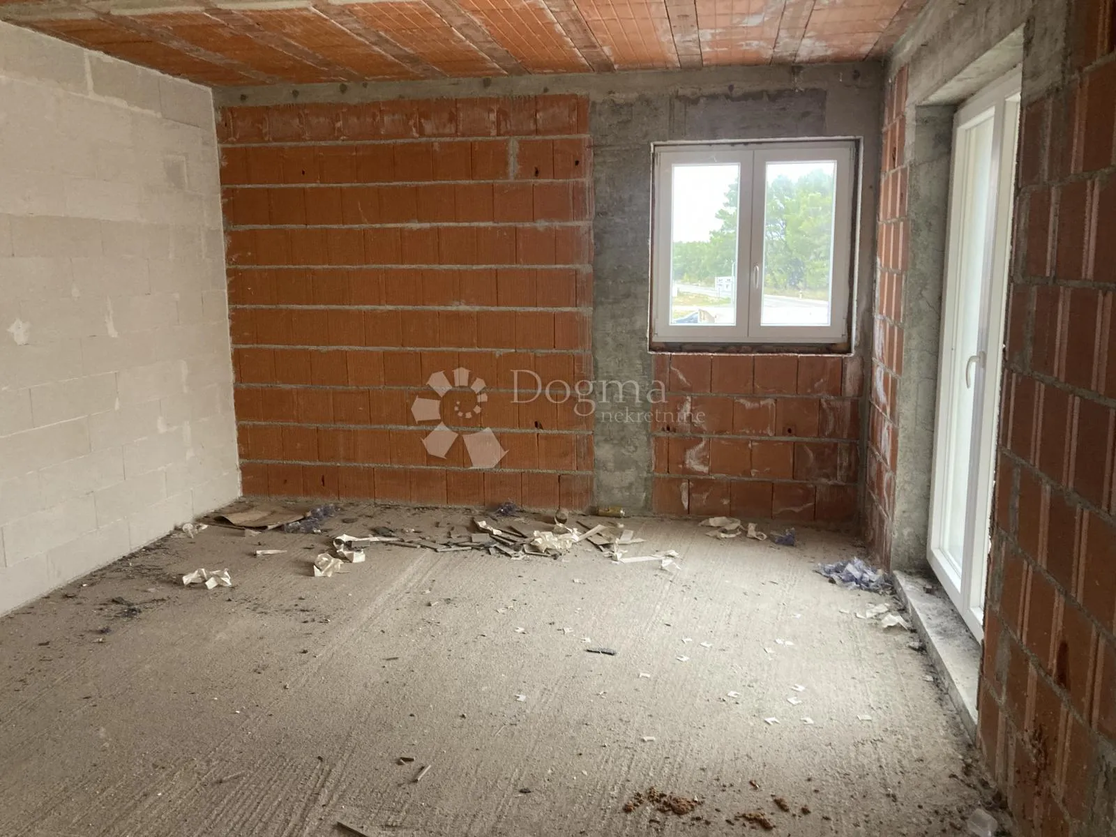 lozovac – prostor za najam – 240m², mogućnost prilagodbe prema namjeni - slika 9