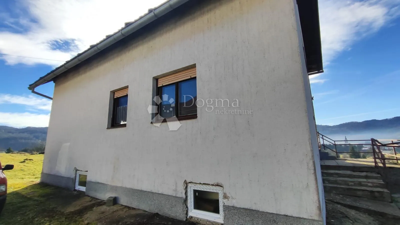 kuća na najboljoj poziciji sa projektom za stambeno poslovni objekt - slika 5