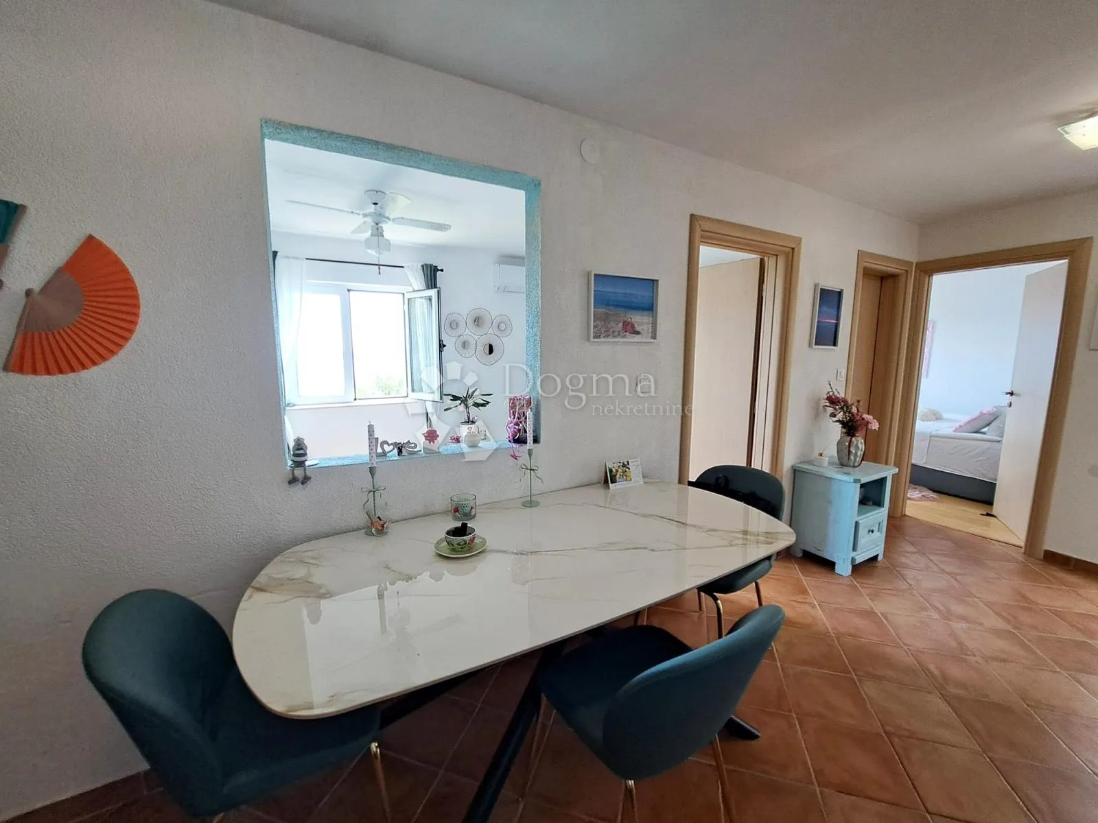 kuća sa panoramskim pogledom i vrtom - slika 12