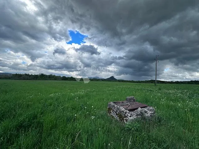 kruškovac građevinsko zemljište - slika 3