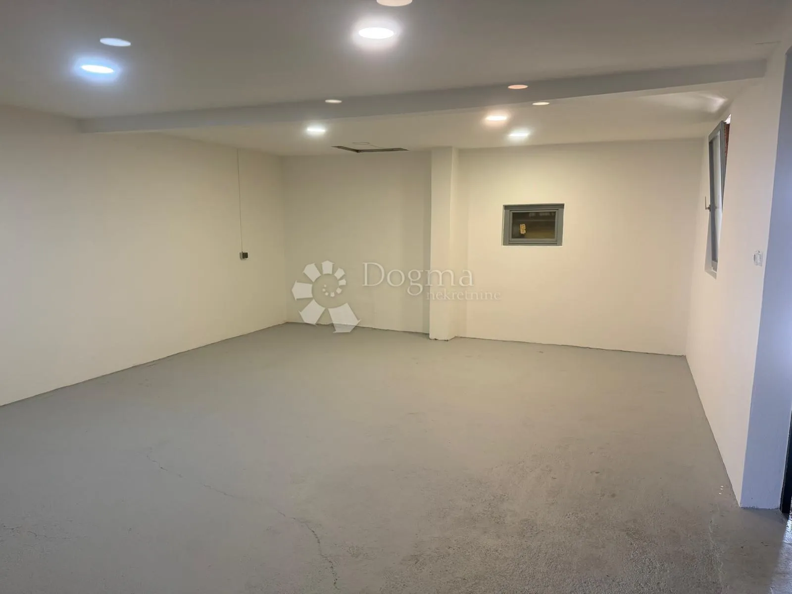 skladišni prostor 104 m2 za najam - varaždin - slika 3
