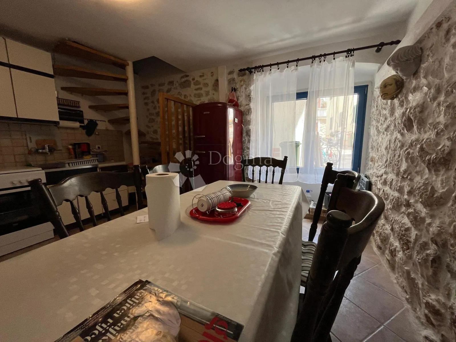 šarmantna kamena kuća na murteru - slika 5