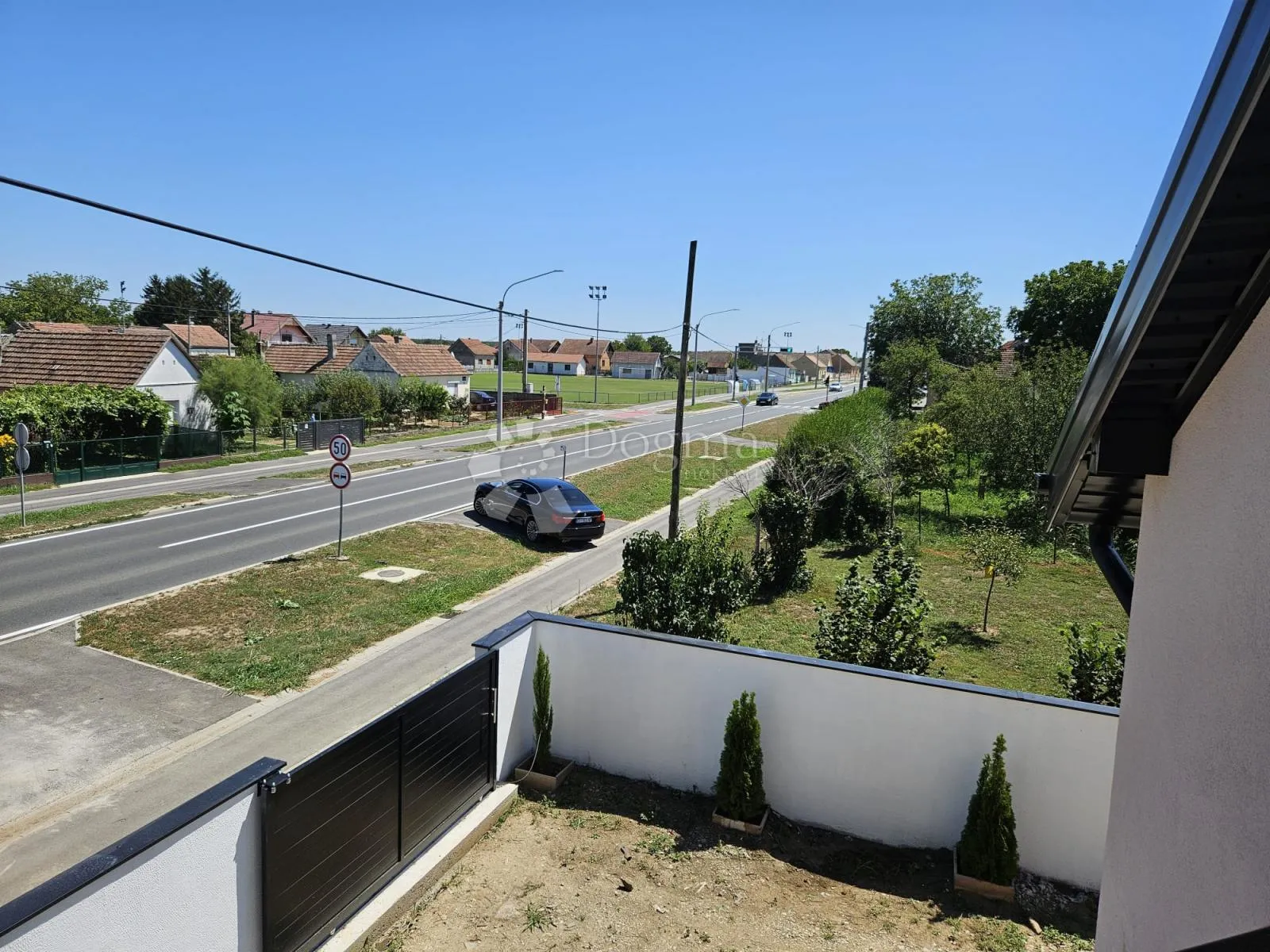 obiteljski dom u sarvašu, 5 soba, 196m2! - slika 8