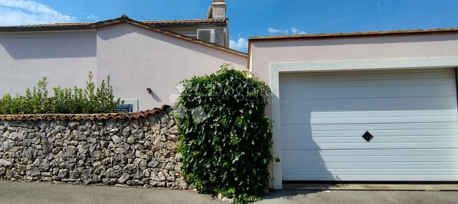 malinska - samostojeća kuća s garažom - slika 30