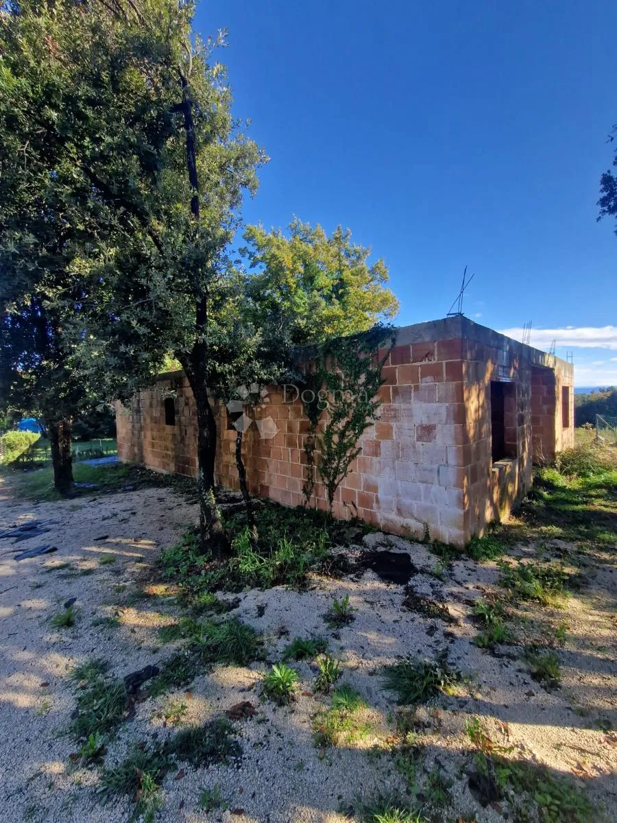 apartmanska kuća-započeta gradnja - slika 9