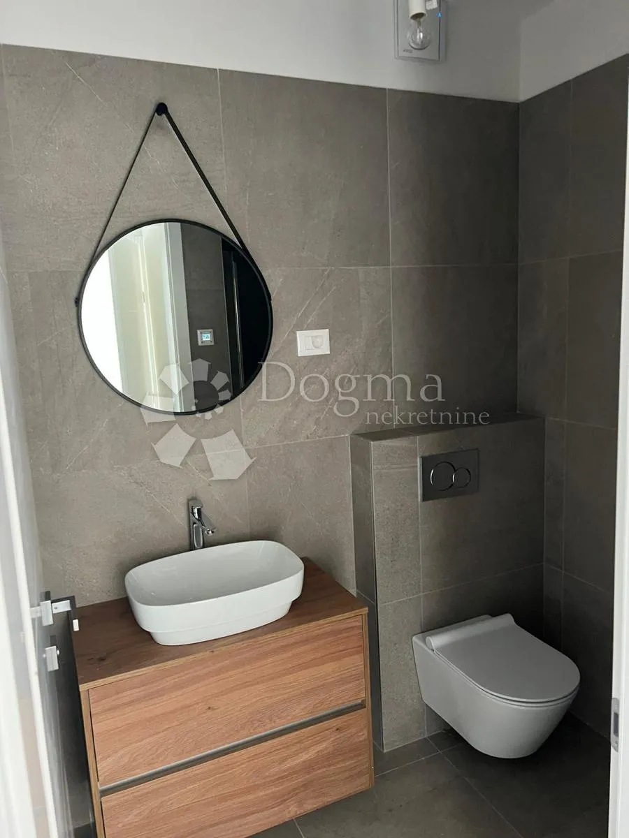 ekskluzivan penthouse u poreču - slika 4