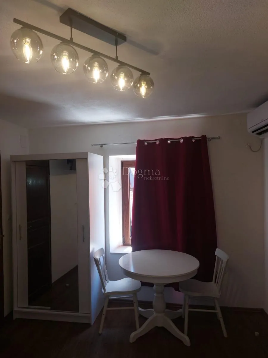 studio apartman- centar rovinja- drugi red do mora - 50 m od mora - slika 5