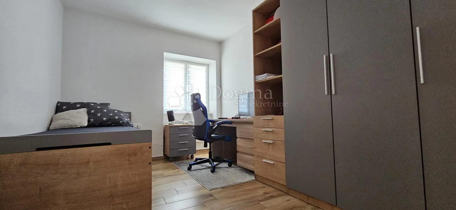 novoadaptirana kuća - slika 26
