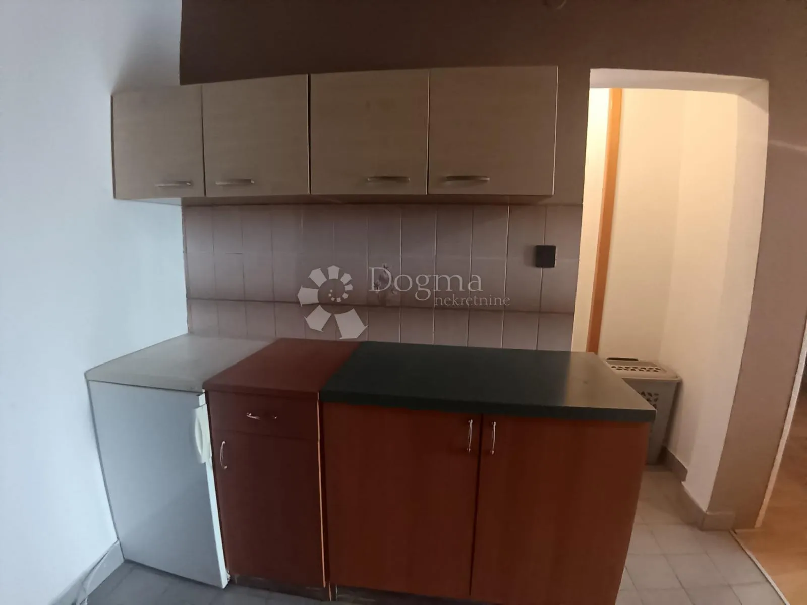 poslovno-stambena kuća s lokalom, novi senkovac - slika 16