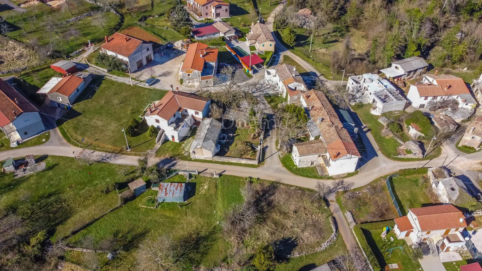odlična kuća za adaptaciju u središnjoj istri - slika 24