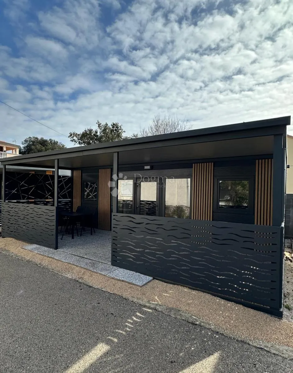 namještena modularna kuća u kampu uz more - slika 4