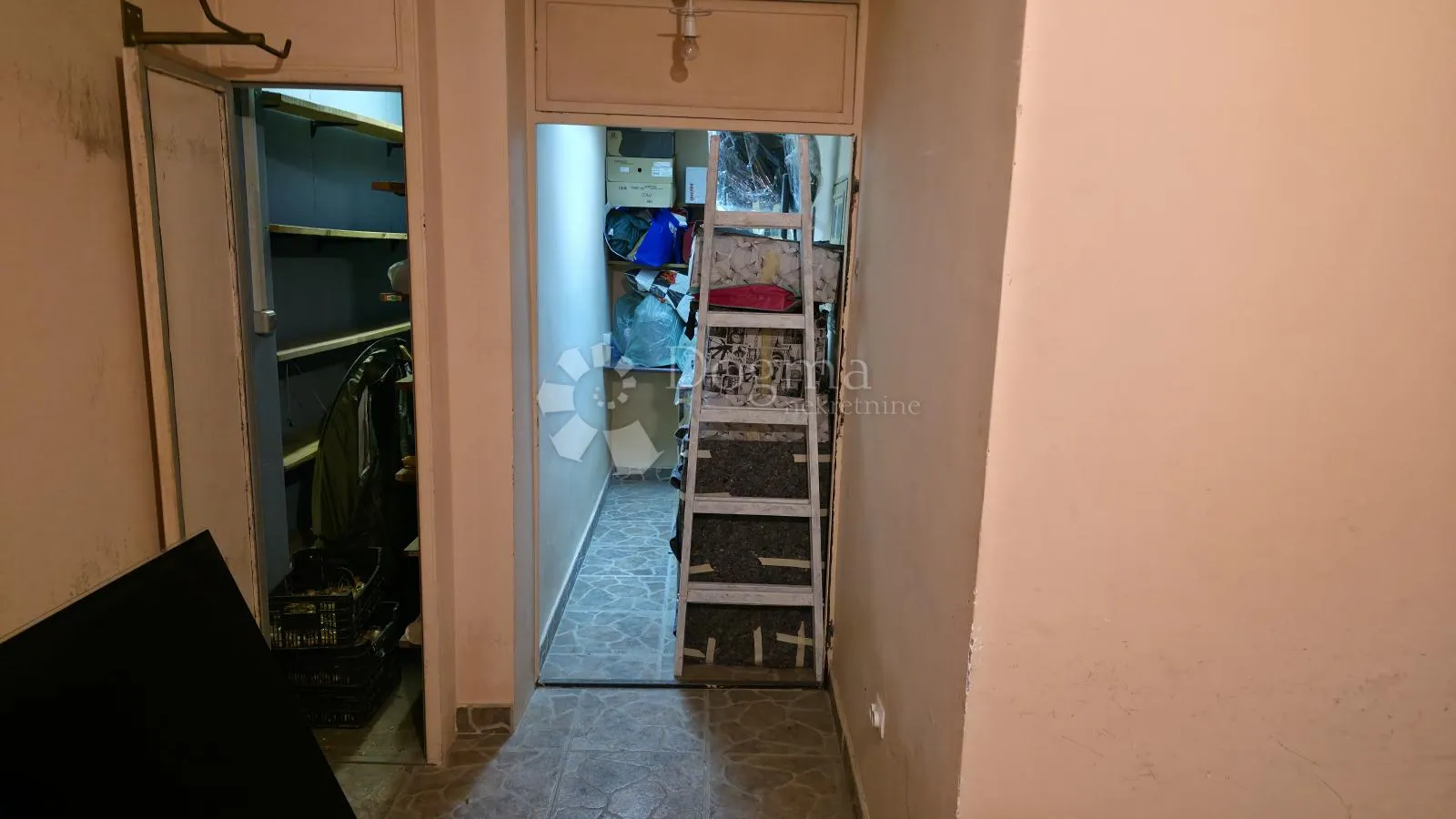 prodaja kuće, zagreb, ferenščica, 325m2 - slika 15