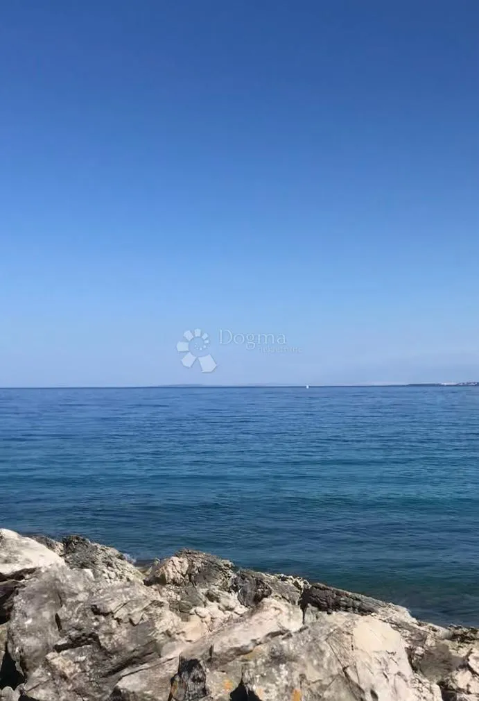 zemljište 5m od mora neponovljivo - mali lukoran - slika 5