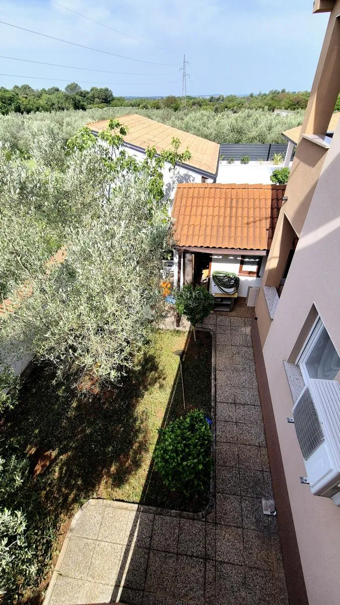 kuća s 4 apartmana + garaža ! blizina fažane ! - slika 4