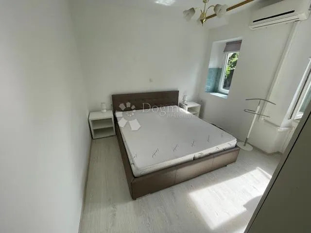 sunčan i kompletno adaptiran 2s+db ,namješten stan - slika 5