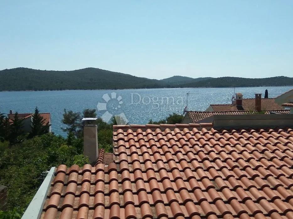 žaborić- predivna apartmanska kuća s pogledom na more - slika 4