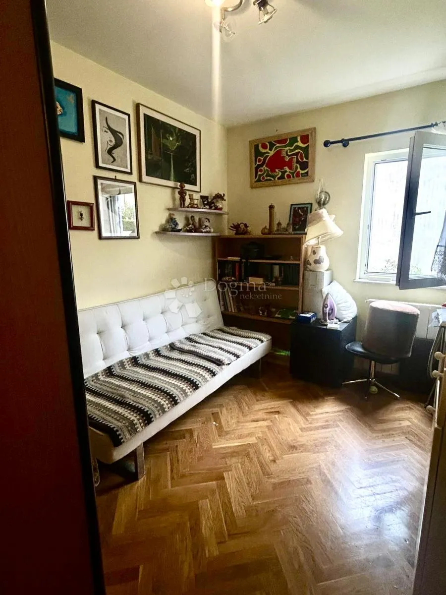 2s+db na drenovi s pogledom na more - slika 6