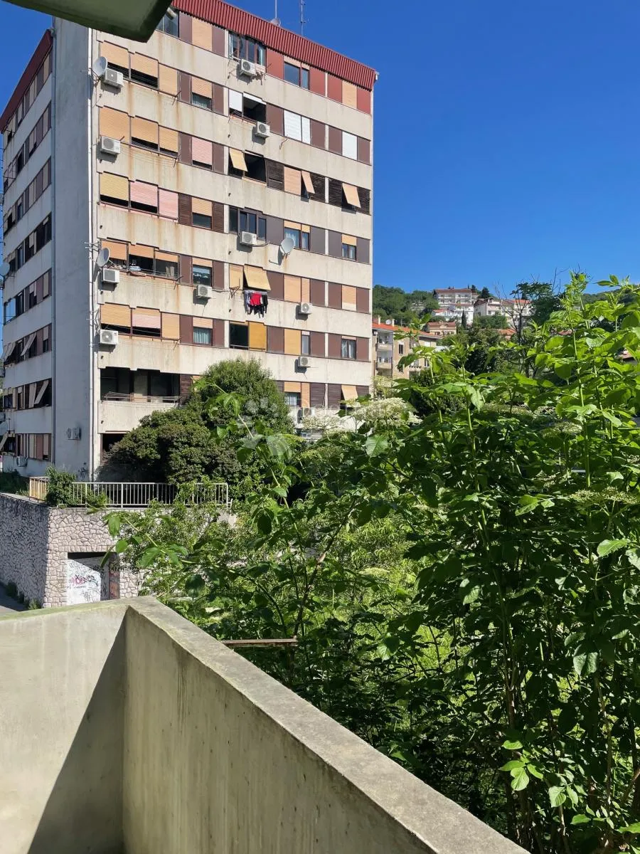 odličan stan za studente ili par - slika 6