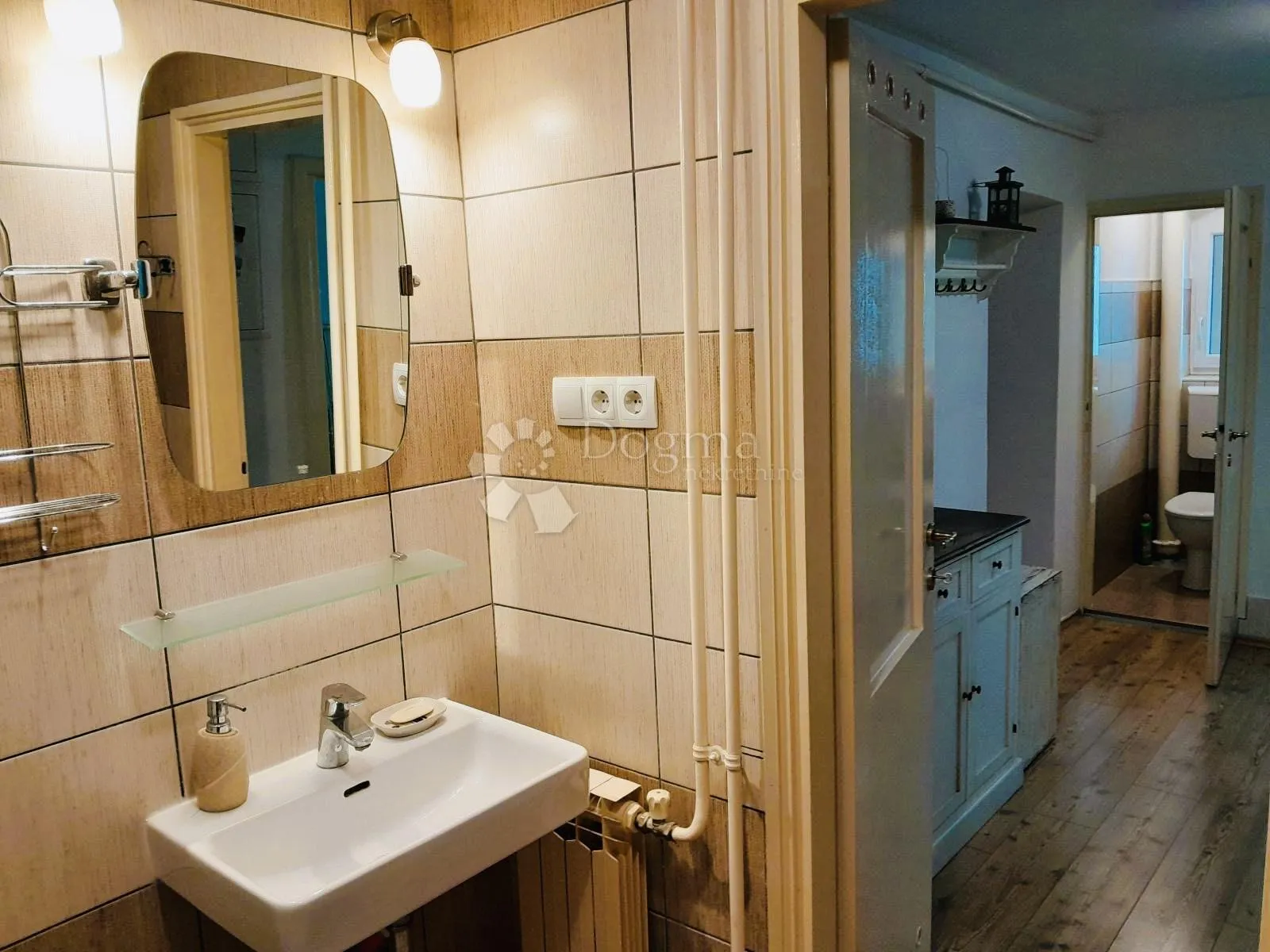 medveščak, 62m2, šarmantan, dvosoban stan u prizemlju - slika 12