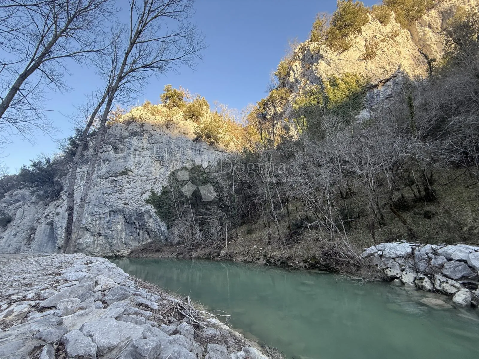 Buzet - Jedinstveno zemljište uz rijeku • Aktivni turizam