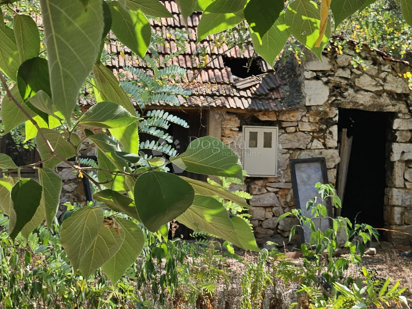 zemljište za gradnju 6 stanova - slika 8