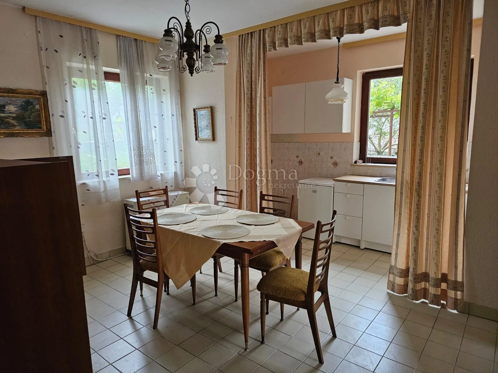 poreč - kuća sa dva stana i studio apartmanom - slika 14