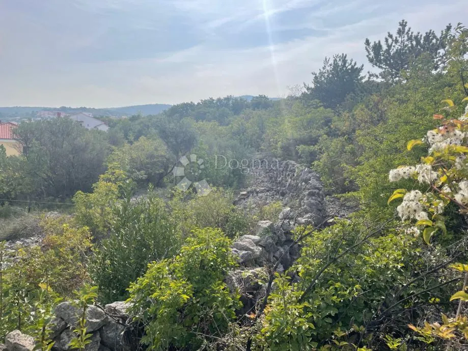 vrbnik - panoramski pogled 200 m od mora - slika 2